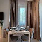 Апартамент Tara Deluxe Варна