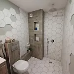 Tara Deluxe Апартамент Варна