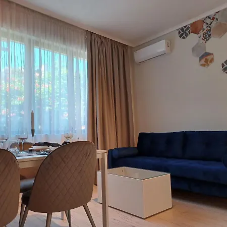 Tara Deluxe Apartment Varna