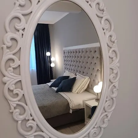 Tara Deluxe Варна