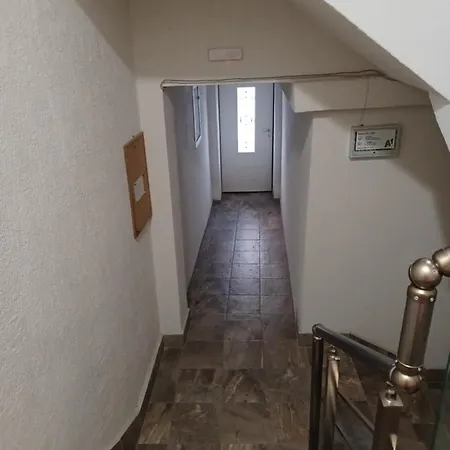 Tara Deluxe Апартаменты *