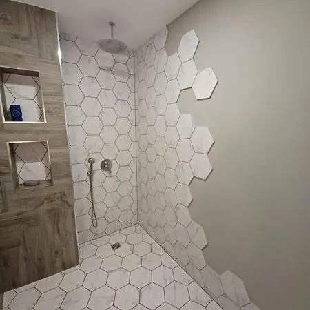 Tara Deluxe Апартаменты Варна