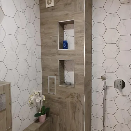 Tara Deluxe Апартаменты *