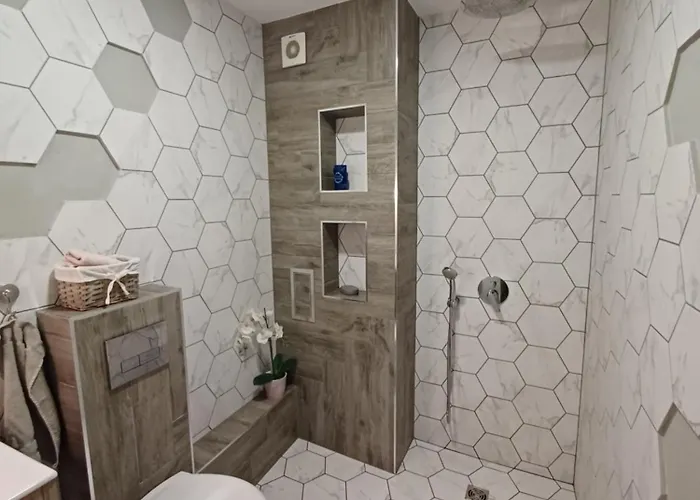 Tara Deluxe Daire Varna